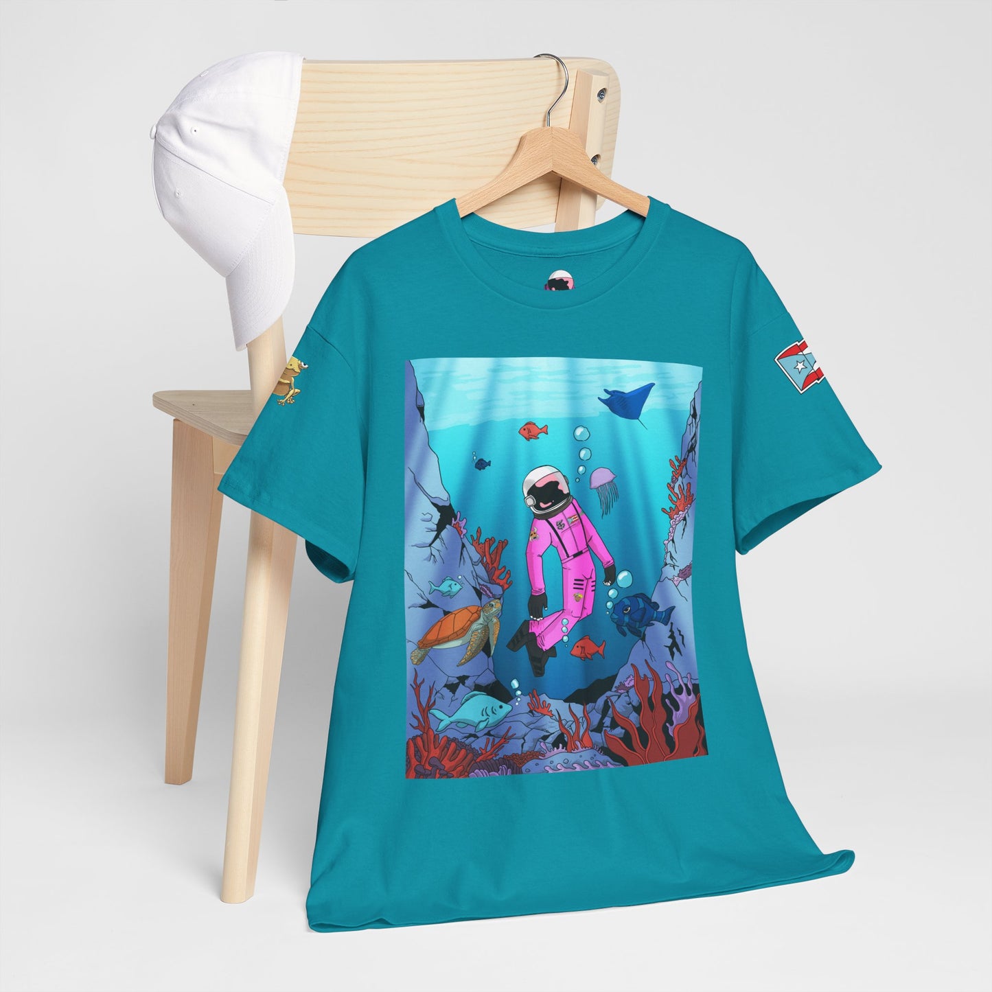 Explorando la vida marina de Puerto Rico Cozmic Tee