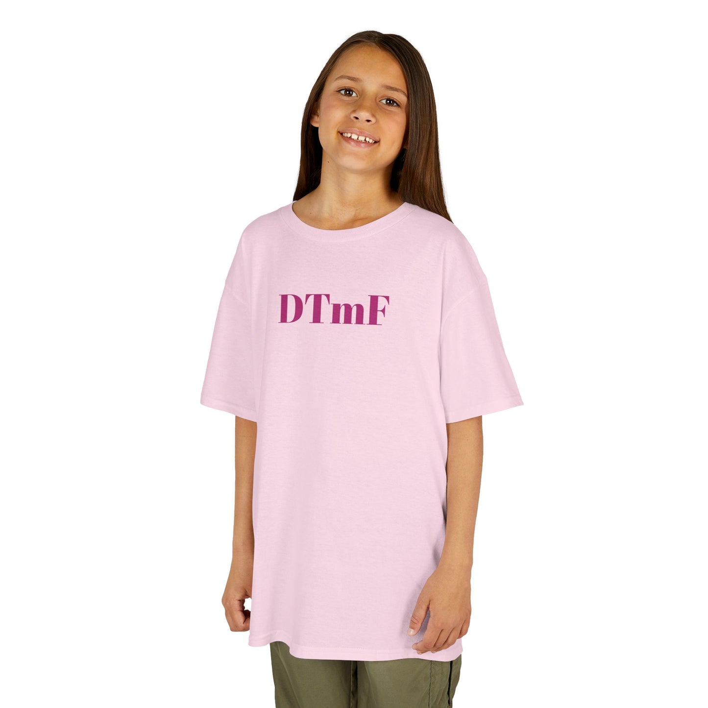 Camiseta para niños inspirada en DTMF