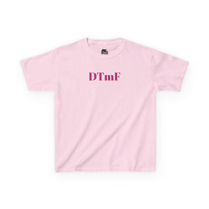 Camiseta para niños inspirada en DTMF