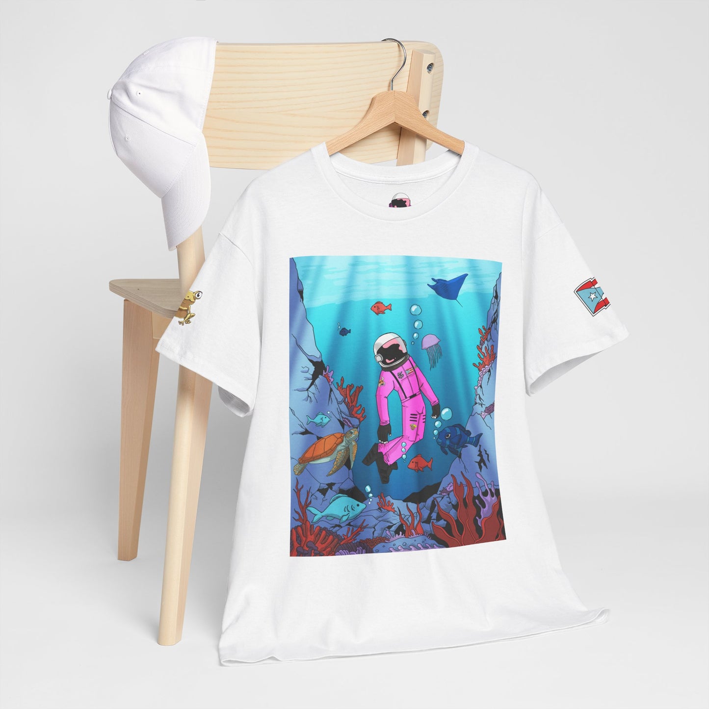 Explorando la vida marina de Puerto Rico Cozmic Tee
